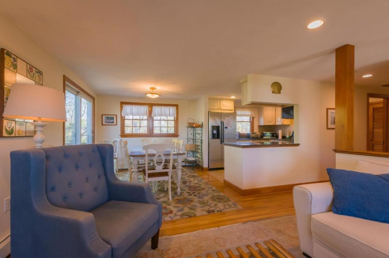 24 Captain Wing Road East Sandwich - - Cape Cod 외부 사진