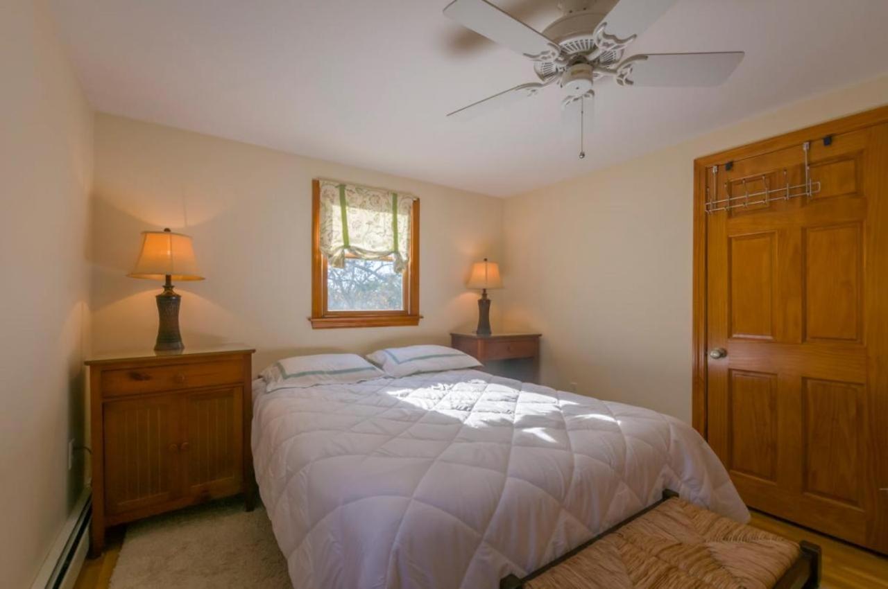 24 Captain Wing Road East Sandwich - - Cape Cod 외부 사진