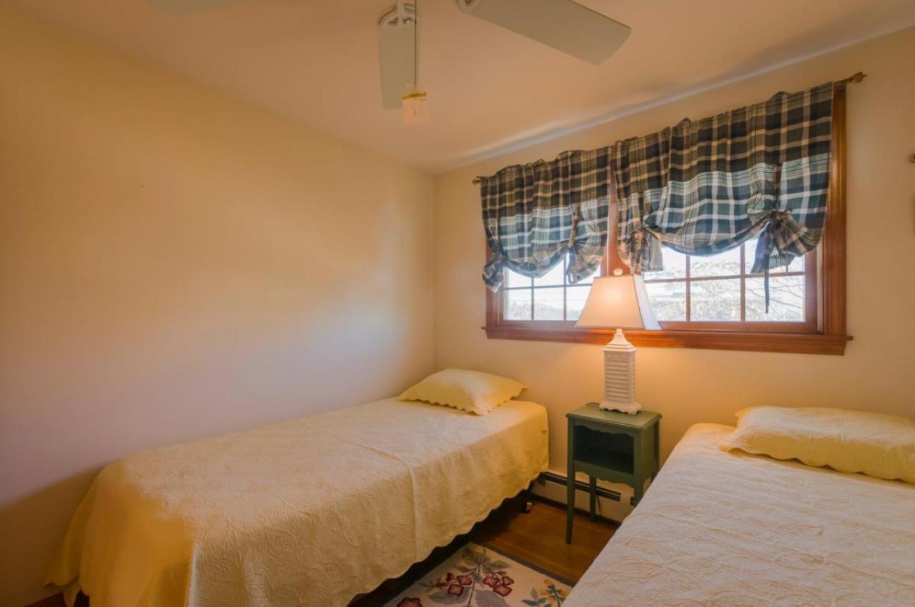 24 Captain Wing Road East Sandwich - - Cape Cod 외부 사진